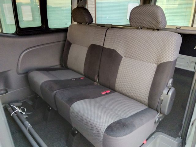NISSAN NV350 CARAVAN 2015 Image 31