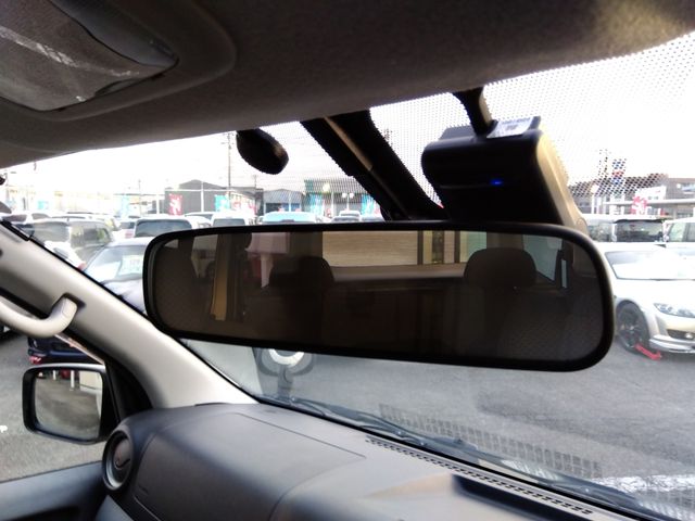 NISSAN NV350 CARAVAN 2015 Image 31