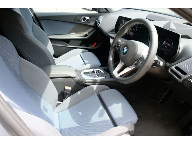 BMW 1SERIES 2025 Image 31