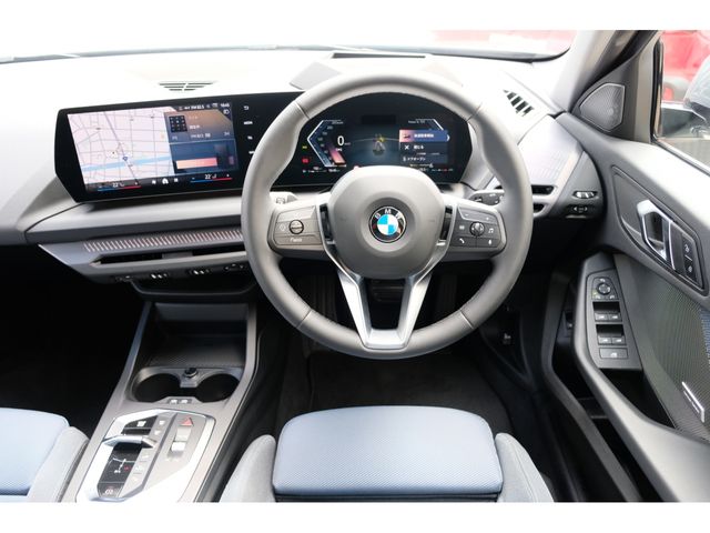 BMW 1SERIES 2025 Image 31