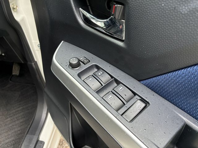 TOYOTA TANK 2018 Image 31