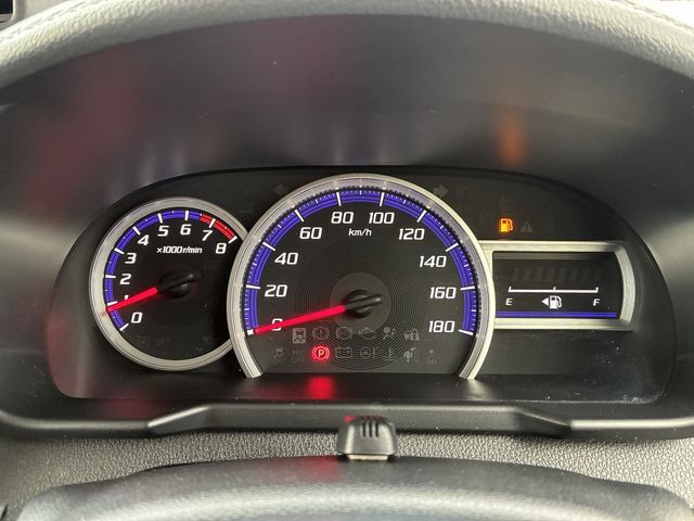 TOYOTA TANK 2018 Image 31