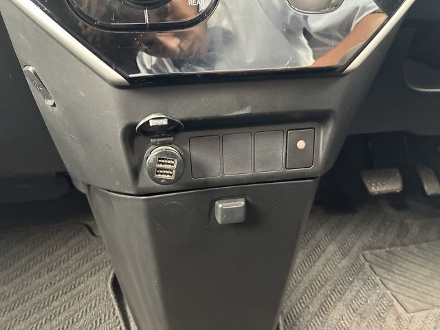 TOYOTA TANK 2018 Image 31