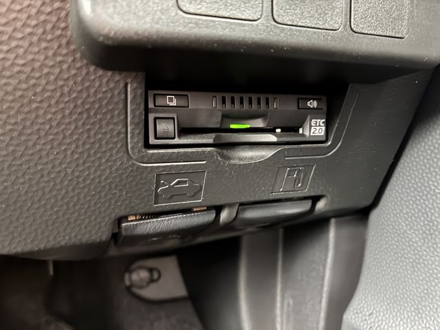 TOYOTA TANK 2018 Image 31