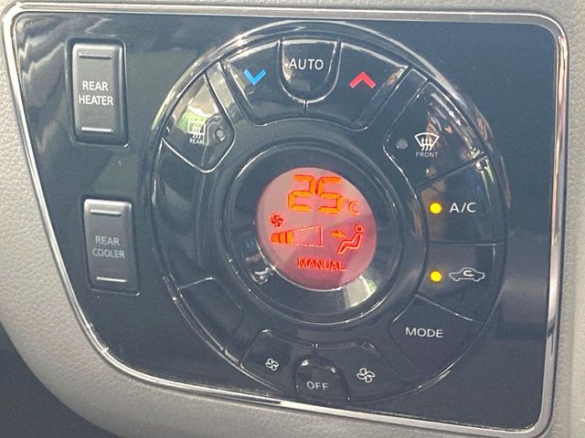 NISSAN NV350 CARAVAN 2019 Image 31