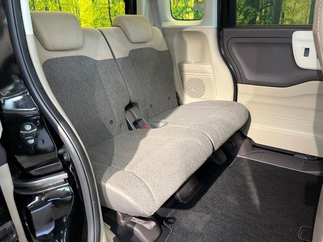 HONDA N BOX 2018 Image 31