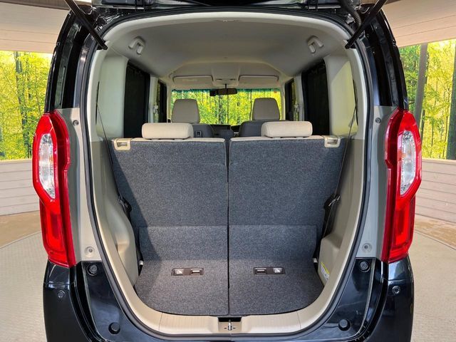 HONDA N BOX 2018 Image 31