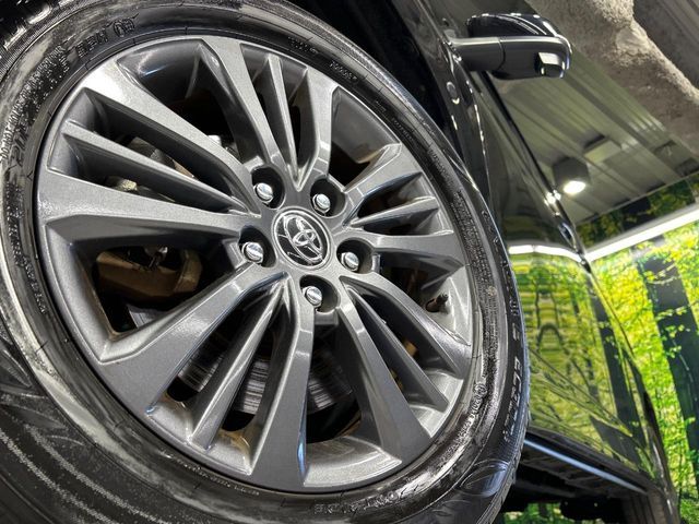 TOYOTA VOXY HYBRID 4WD 2023 Image 31