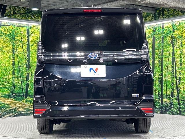 TOYOTA VOXY HYBRID 4WD 2023 Image 31
