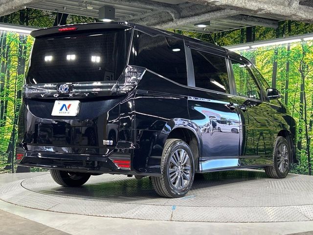 TOYOTA VOXY HYBRID 4WD 2023 Image 31