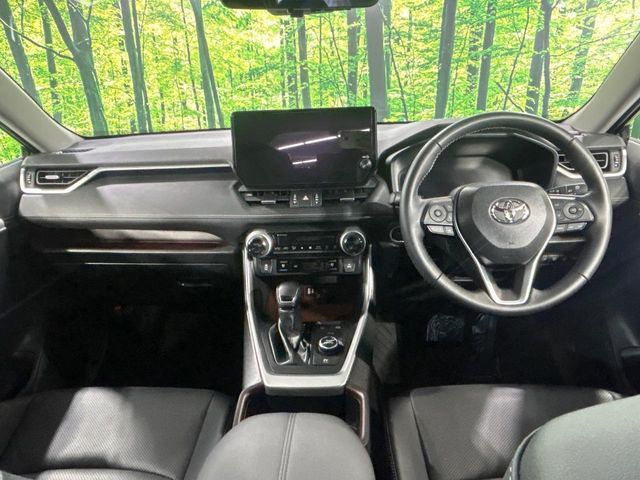 TOYOTA RAV4 HYBRID 4WD 2023 Image 31