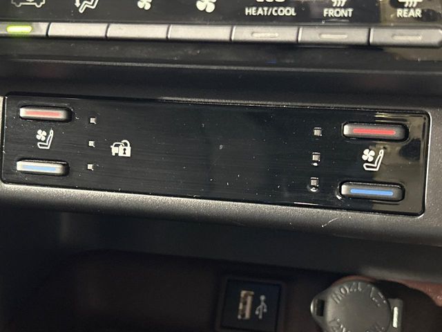 TOYOTA RAV4 HYBRID 4WD 2023 Image 31