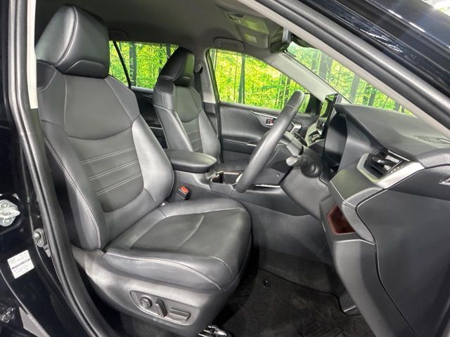 TOYOTA RAV4 HYBRID 4WD 2023 Image 31