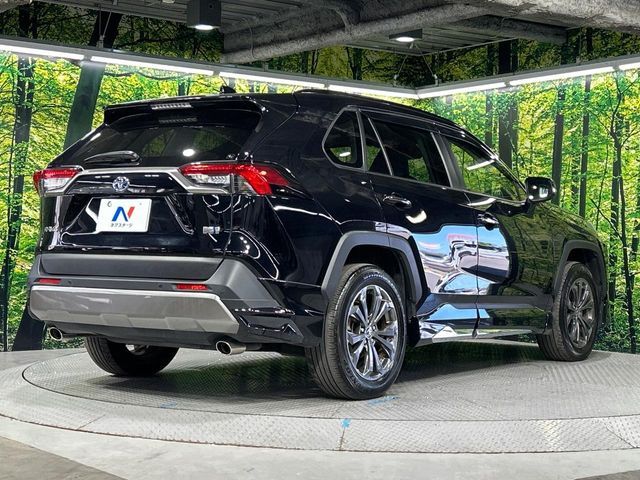 TOYOTA RAV4 HYBRID 4WD 2023 Image 31