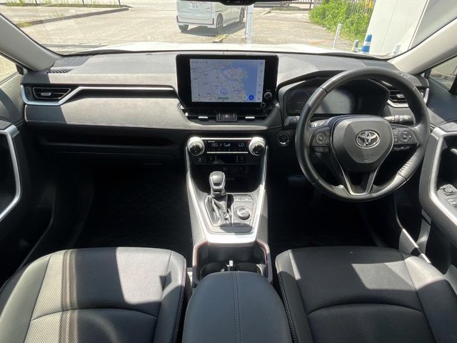 TOYOTA RAV4 HYBRID 4WD 2023 Image 31