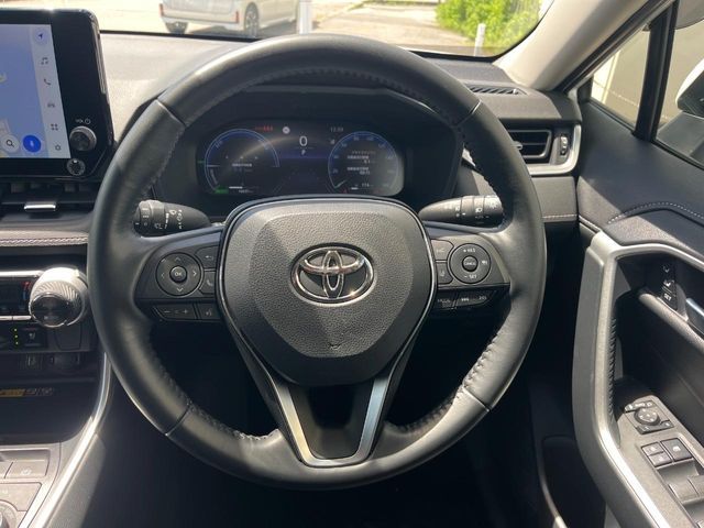 TOYOTA RAV4 HYBRID 4WD 2023 Image 31