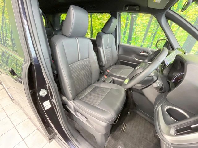 TOYOTA NOAH 4WD 2023 Image 31