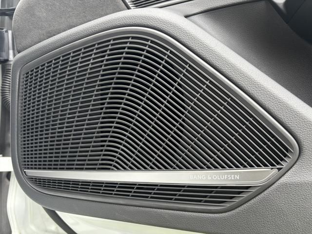 AUDI RS4 AVANT 2022 Image 31