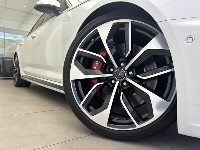 AUDI RS4 AVANT 2022 Image 31