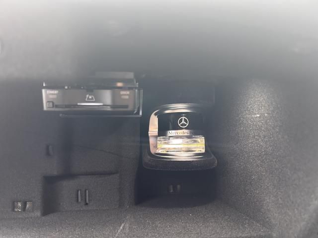 MERCEDES BENZ EQS SU 2024 Image 31