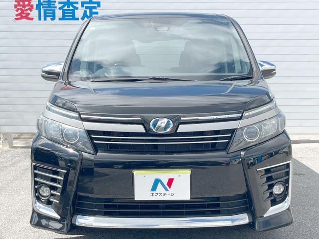 TOYOTA VOXY HYBRID 2016 Image 31