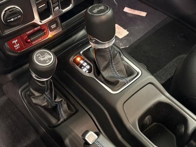 JEEP WRANGLER UNLIMI 2024 Image 31