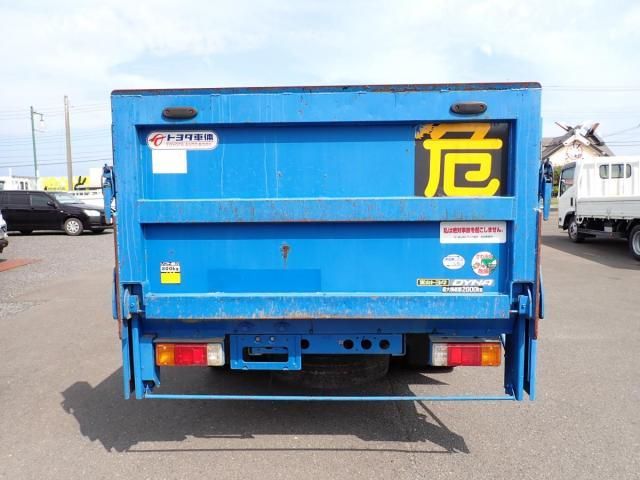 TOYOTA DYNA 2012 Image 31