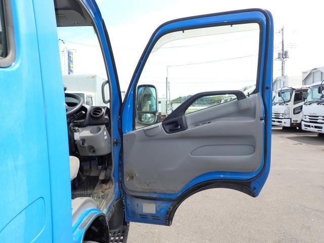 TOYOTA DYNA 2012 Image 31