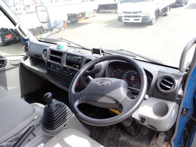 TOYOTA DYNA 2012 Image 31