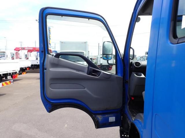 TOYOTA DYNA 2012 Image 31