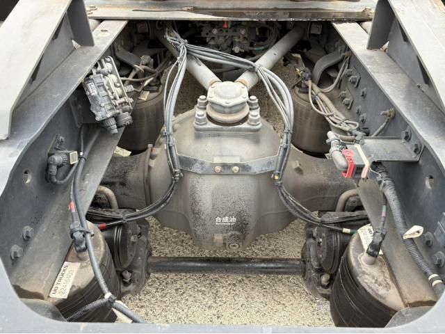 NISSAN DIESEL QUON 2019 Image 31