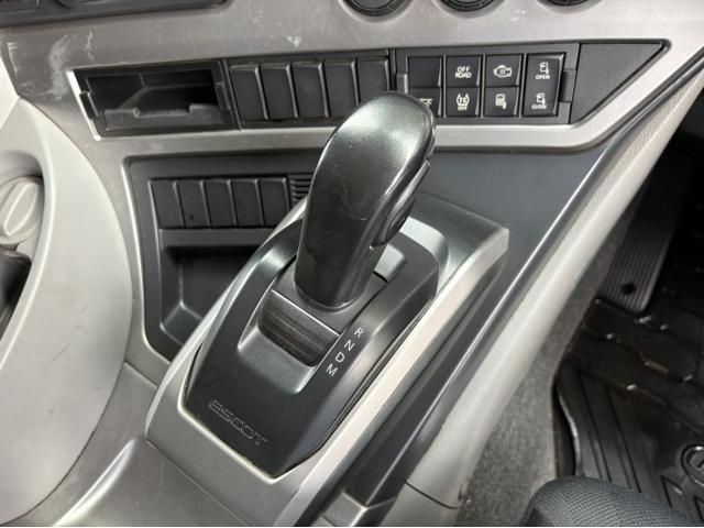 NISSAN DIESEL QUON 2019 Image 31