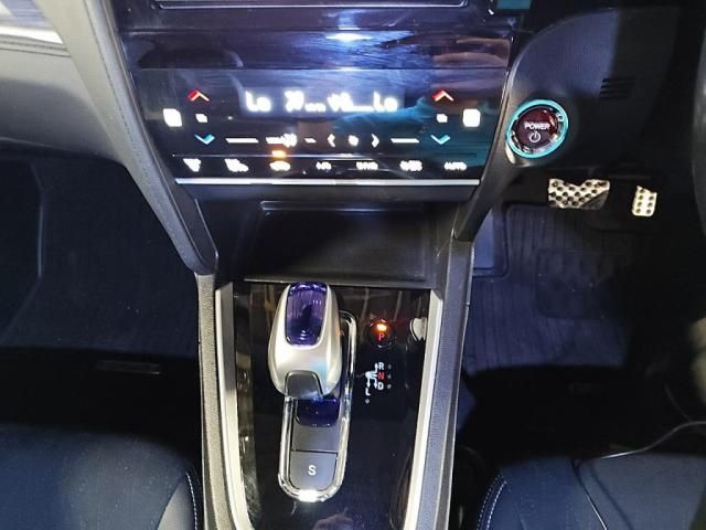 HONDA SHUTTLE HYBRID 2016 Image 31