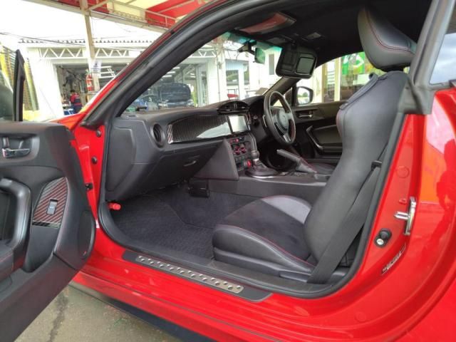 TOYOTA 86 2012 Image 31