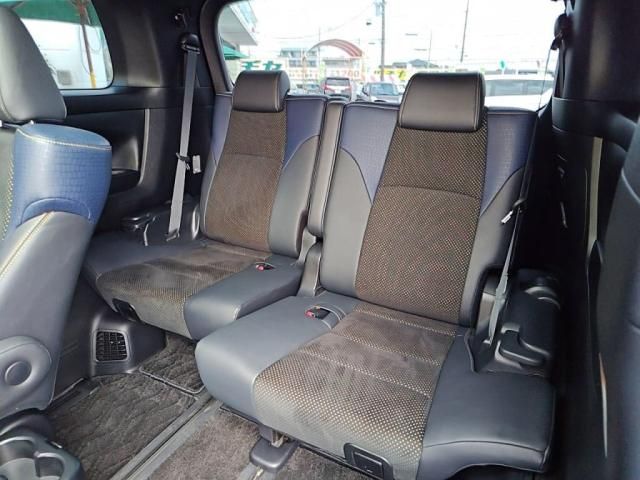 TOYOTA VELLFIRE 2017 Image 31