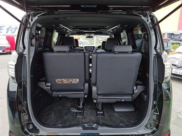 TOYOTA VELLFIRE 2017 Image 31