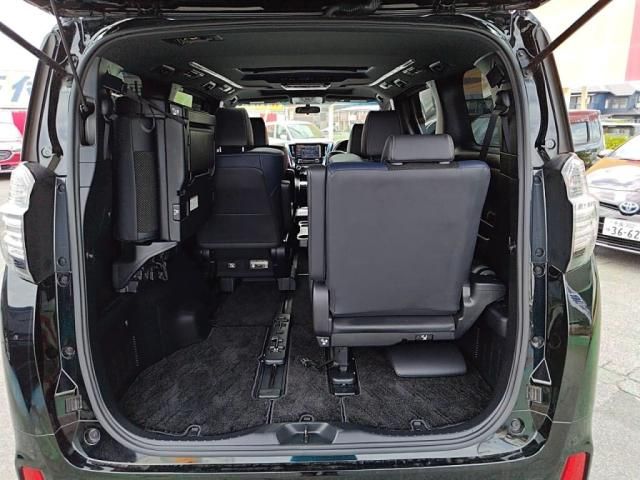 TOYOTA VELLFIRE 2017 Image 31