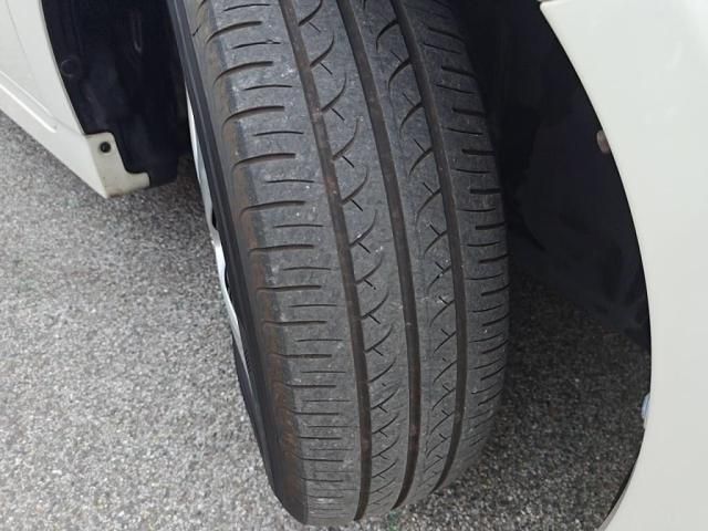 TOYOTA PRIUS 2012 Image 31