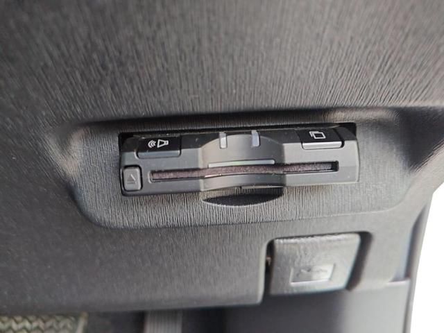 TOYOTA PRIUS 2012 Image 31