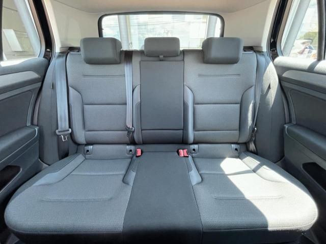 VOLKSWAGEN GOLF 2017 Image 31