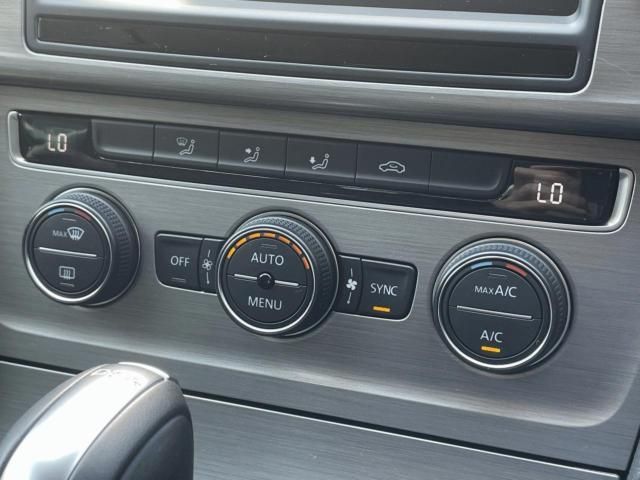 VOLKSWAGEN GOLF 2017 Image 31