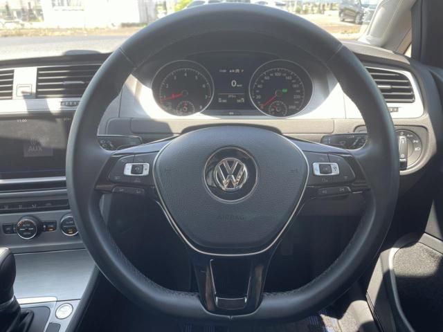 VOLKSWAGEN GOLF 2017 Image 31