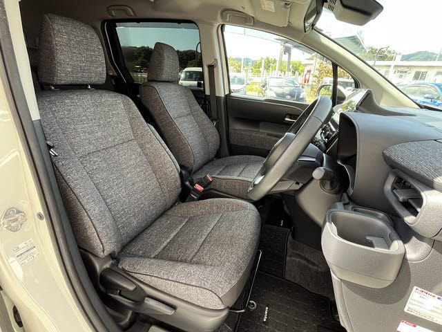 TOYOTA SIENTA HYBRID 2022 Image 31