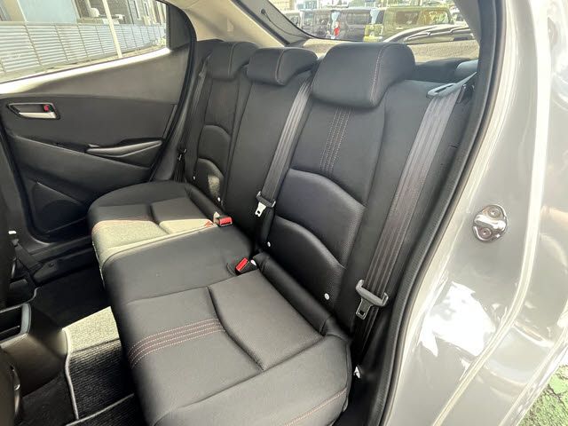 MAZDA 2 2023 Image 31