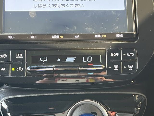 TOYOTA PRIUS PHV 2019 Image 31