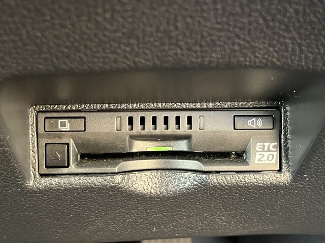 TOYOTA PRIUS PHV 2019 Image 31