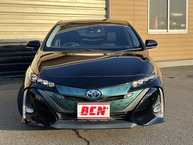 TOYOTA PRIUS PHV 2019 Image 31