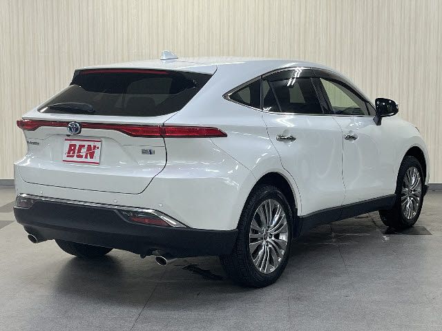 TOYOTA HARRIER HYBRID 2022 Image 31