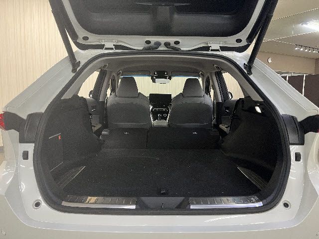 TOYOTA HARRIER HYBRID 2022 Image 31