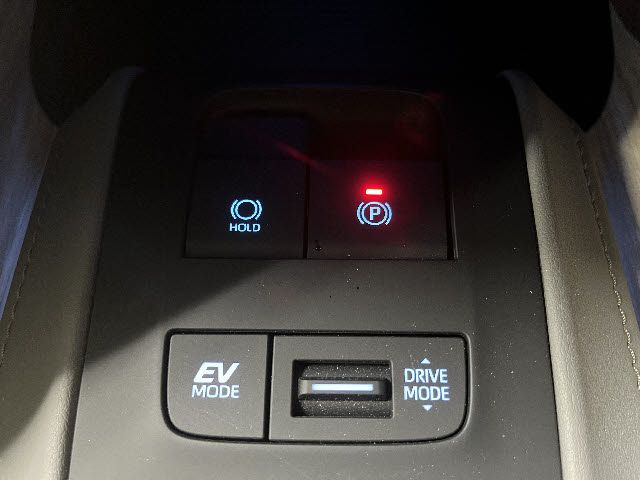 TOYOTA HARRIER HYBRID 2022 Image 31